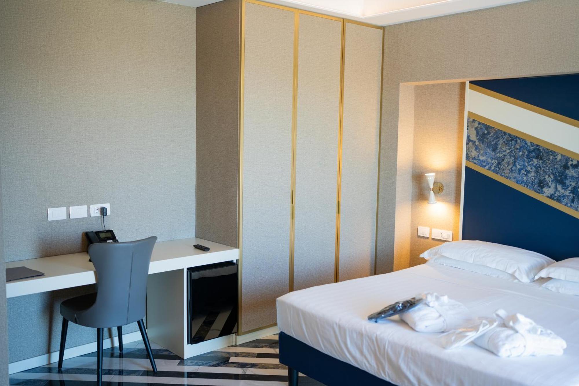 Hotel Cala Moresca Bacoli Room photo